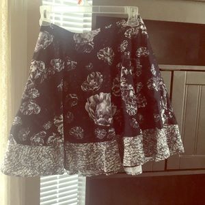 Cute Skirt sz 2